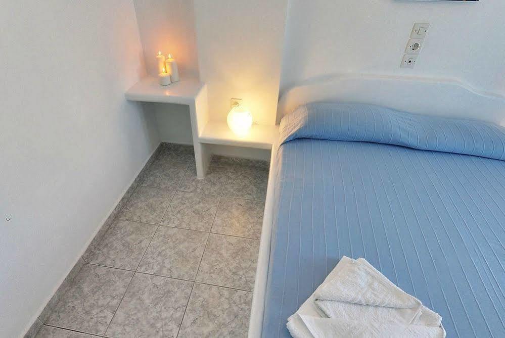 Agnanti Rooms Pachaina Esterno foto